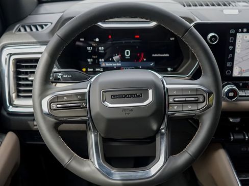 New 2026 GMC Canyon Denali image 23