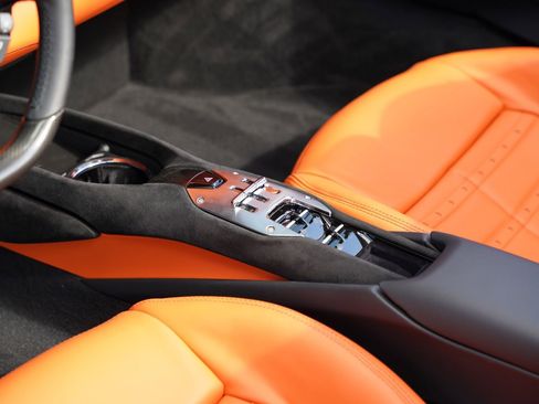 Used 2025 Ferrari 296 GTS image 21