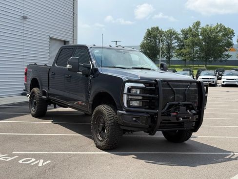 Used 2024 Ford F250 Lariat w/ Lariat Ultimate Package AWD/4WD image 7