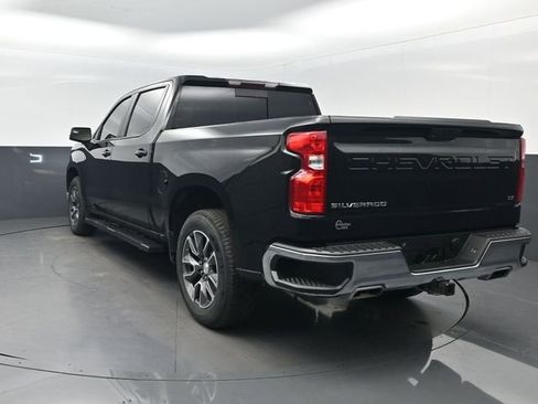 Used 2022 Chevrolet Silverado 1500 LT AWD/4WD image 3
