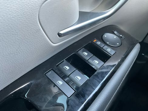 Used 2025 Hyundai Tucson Limited AWD/4WD image 19