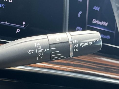 Certified 2023 Cadillac Escalade Premium Luxury AWD/4WD image 46