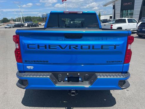 Used 2025 Chevrolet Silverado 1500 Custom w/ LPO, Dark Essentials Package image 4