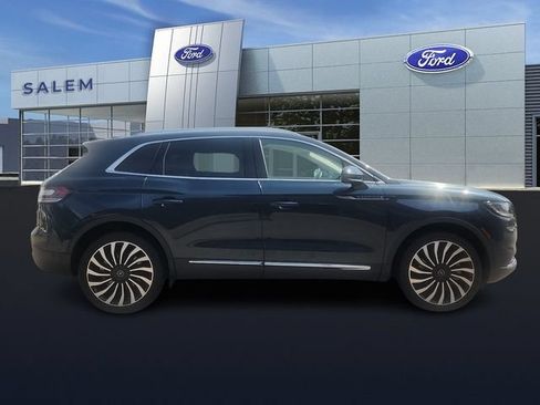 Used 2023 Lincoln Nautilus Black Label AWD/4WD image 2