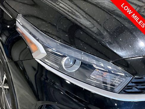 Used 2022 Kia Forte LXS w/ LXS Technology Package FWD image 26