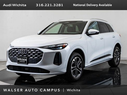 Certified 2025 Audi Q5 Premium w/ 19" Wheel Package AWD/4WD image 1