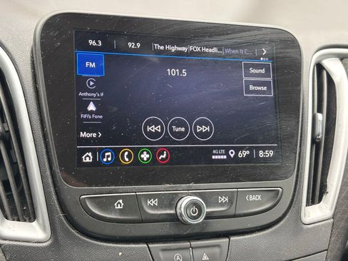 Used 2023 Chevrolet Malibu LT image 6