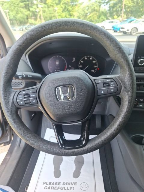 Used 2023 Honda HR-V LX image 14