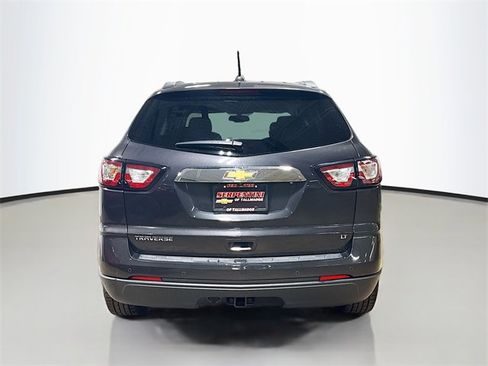 Used 2017 Chevrolet Traverse LT image 8