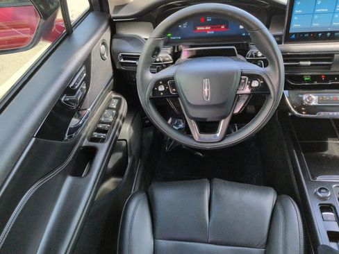 Used 2025 Lincoln Corsair Grand Touring w/ Equipment Group 302A image 16