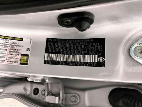 Used 2024 Toyota Corolla LE FWD image 34