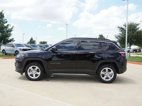 Certified 2023 Jeep Compass Latitude AWD/4WD image 6