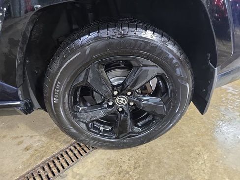 Used 2019 Toyota RAV4 XSE image 34