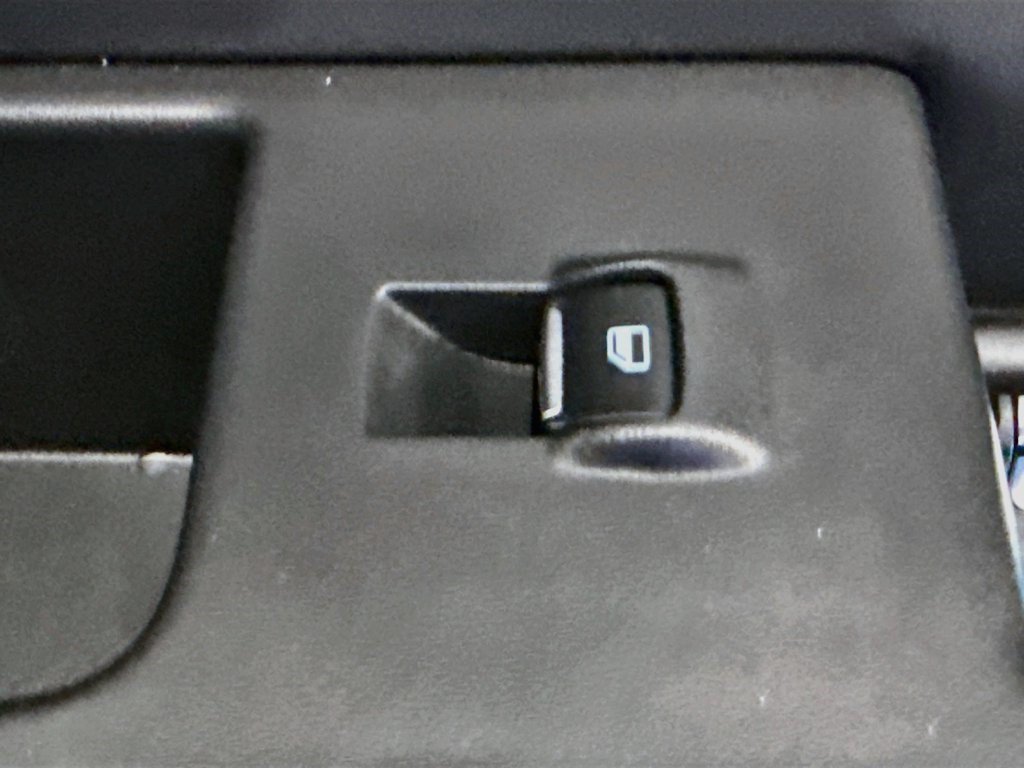 Used 2024 Ford Expedition XLT RWD image 37