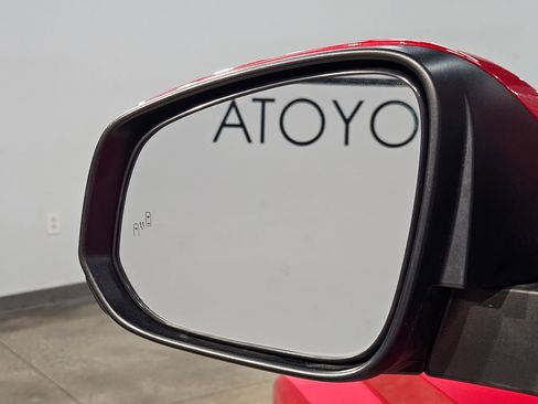 Certified 2025 Toyota Tacoma SR5 AWD/4WD image 22