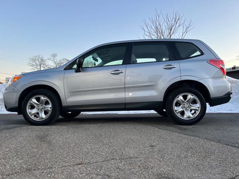 Used 2015 Subaru Forester 2.5i image 9