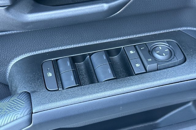 New 2026 Toyota 4Runner SR5 AWD/4WD image 14