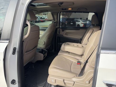 Used 2019 Honda Odyssey Touring image 10