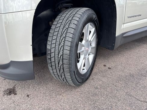 Used 2013 GMC Terrain SLT FWD image 10