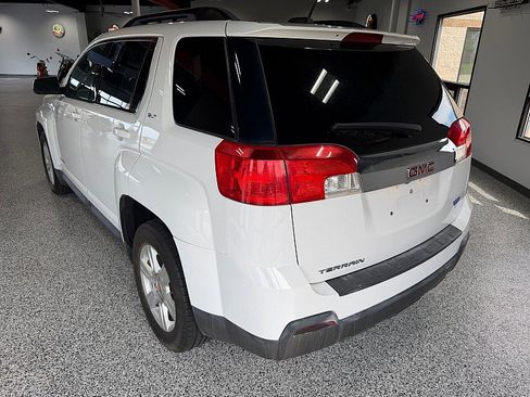 Used 2015 GMC Terrain SLT w/ Open Road Package FWD image 8