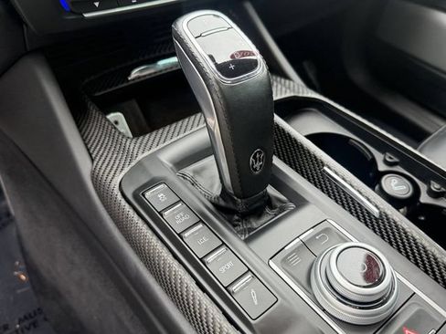 Used 2019 Maserati Levante GTS AWD/4WD image 28