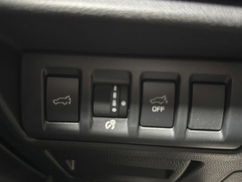 Certified 2025 Subaru Outback Onyx Edition image 26