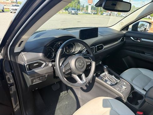 Used 2024 MAZDA CX-5 AWD 2.5 S w/ Preferred Package image 4