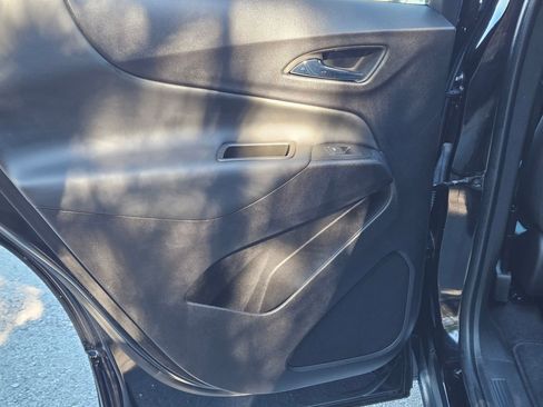Used 2024 Chevrolet Equinox LT image 22