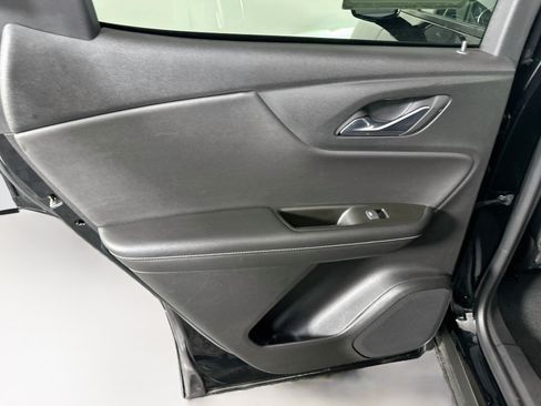 Used 2025 Chevrolet Blazer LT AWD/4WD image 24