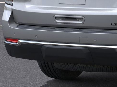 New 2026 Chevrolet Suburban LT w/ LPO, Dark Essentials Package image 14