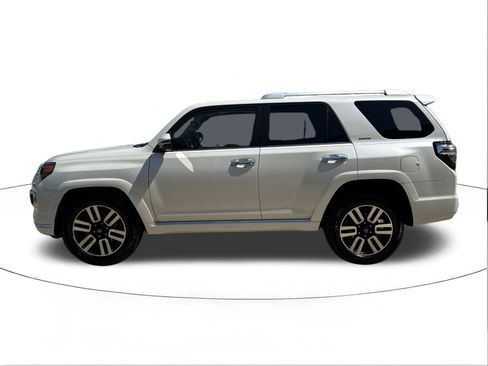 Used 2023 Toyota 4Runner Limited image 6
