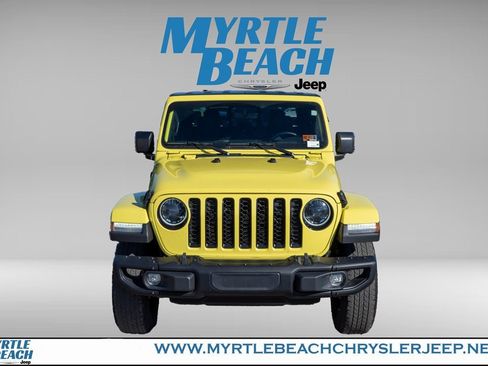 Used 2023 Jeep Gladiator Sport S image 9