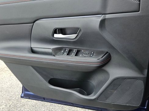 New 2026 Nissan Kicks SR image 28