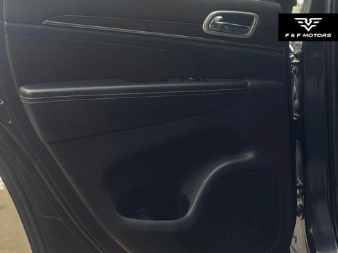 Used 2014 Jeep Grand Cherokee Overland AWD/4WD image 38