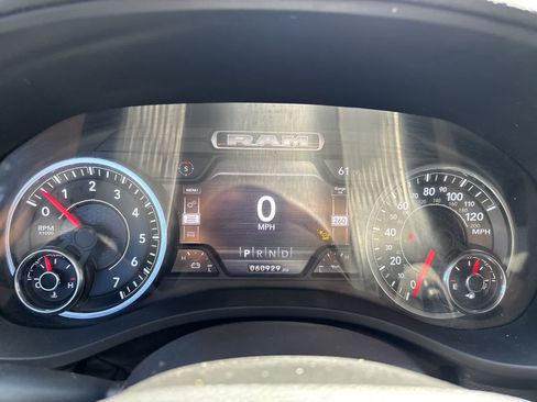 Used 2021 RAM 1500 Laramie AWD/4WD image 8