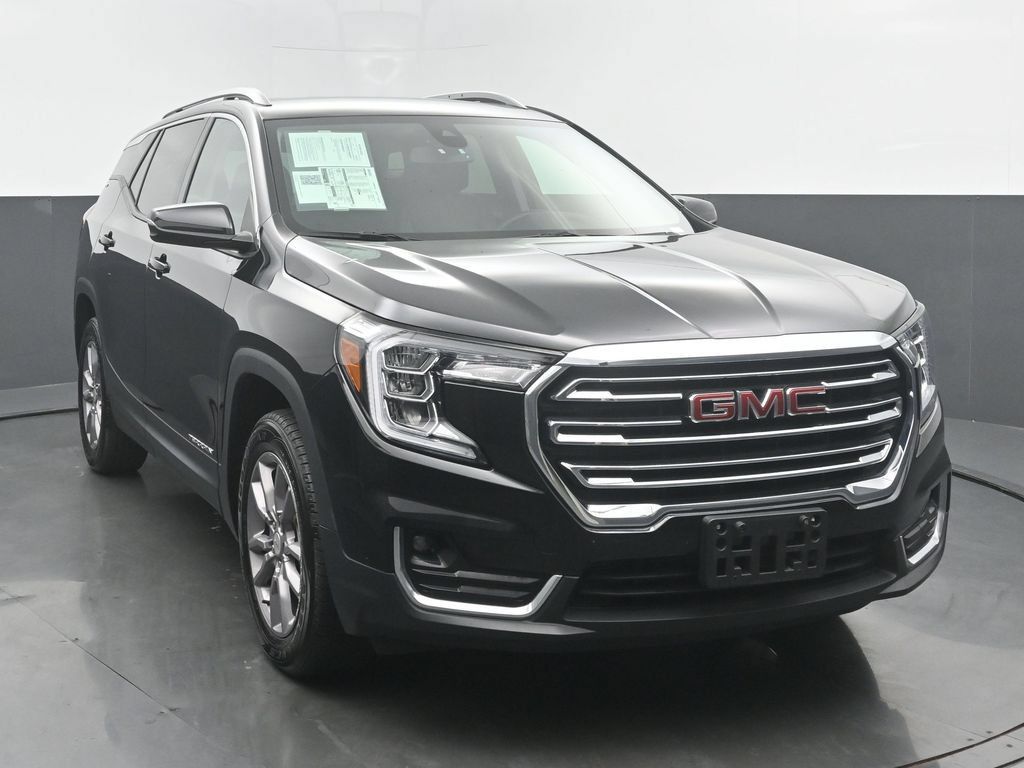 Used 2024 GMC Terrain SLT AWD/4WD image 9