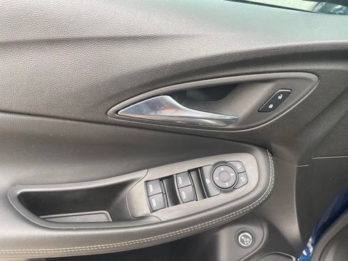Used 2023 Buick Encore GX Select FWD image 11