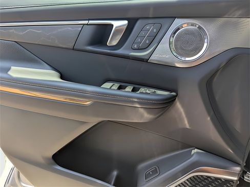 New 2026 Buick Enclave Avenir w/ Super Cruise Package image 18