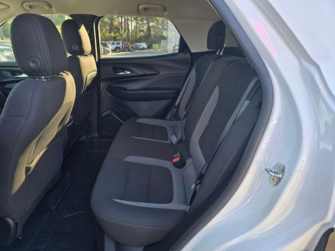 Used 2023 Chevrolet TrailBlazer LT image 25
