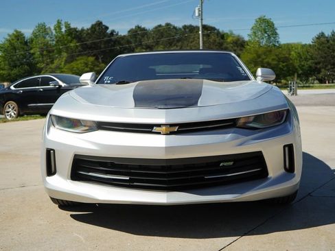 Used 2018 Chevrolet Camaro LT w/ RS Package image 10