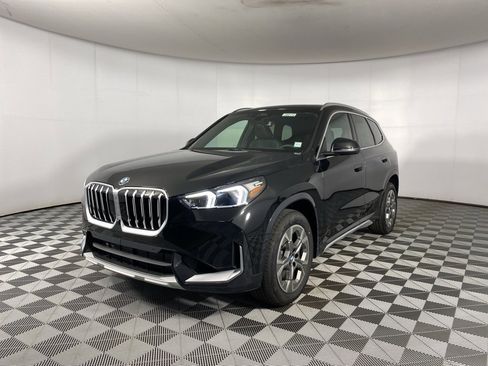 New 2026 BMW X1 xDrive28i w/ Technology Package image 3