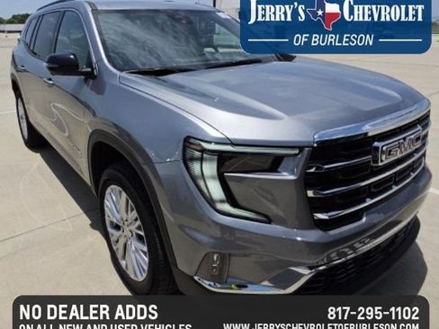 Used 2026 GMC Acadia Elevation w/ Elevation Premium Package FWD image 1