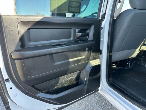 Used 2018 RAM 3500 Tradesman w/ Popular Equipment Group image 26