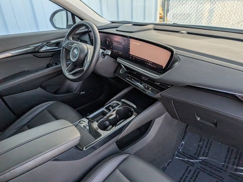 Used 2024 Buick Envision Preferred image 33