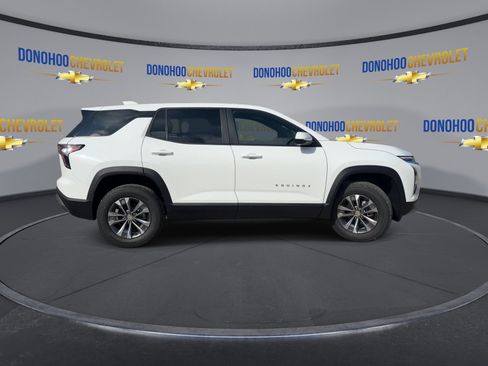 New 2026 Chevrolet Equinox LT w/ Convenience Package II FWD image 12