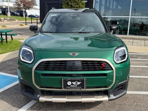 Used 2025 MINI Cooper Countryman S w/ Comfort Package Max AWD/4WD image 9