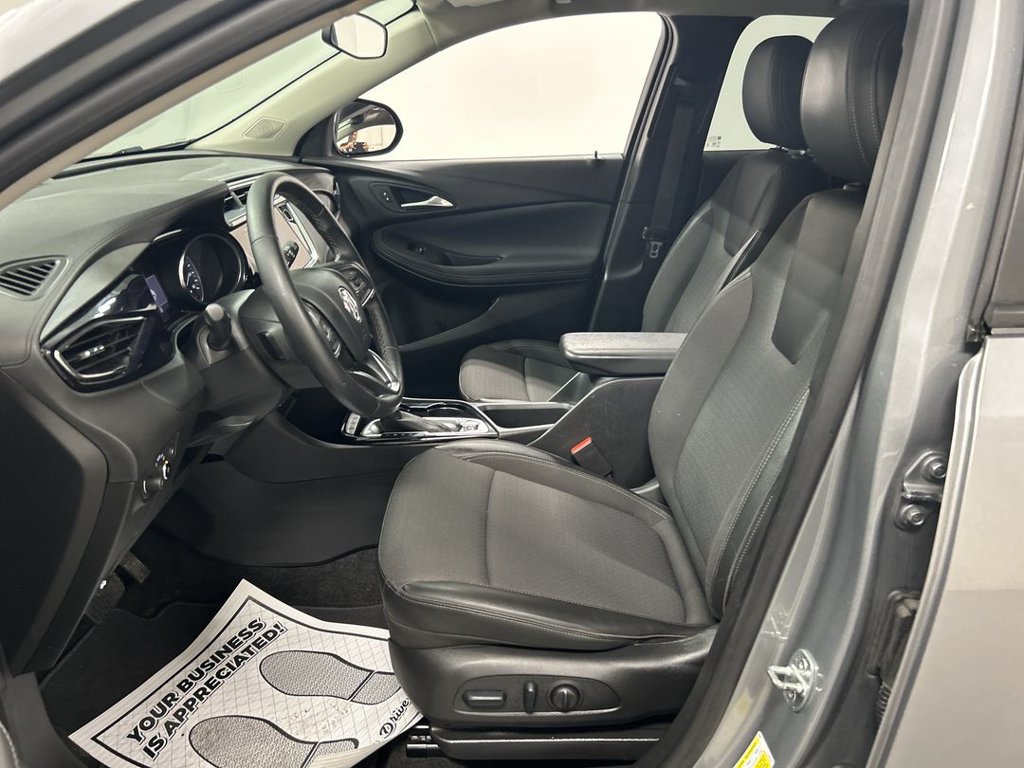Certified 2023 Buick Encore GX Preferred w/ Cold Weather Comfort Package AWD/4WD image 9