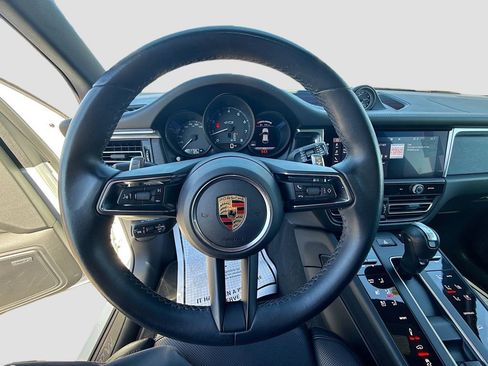 Used 2024 Porsche Macan GTS AWD/4WD image 39