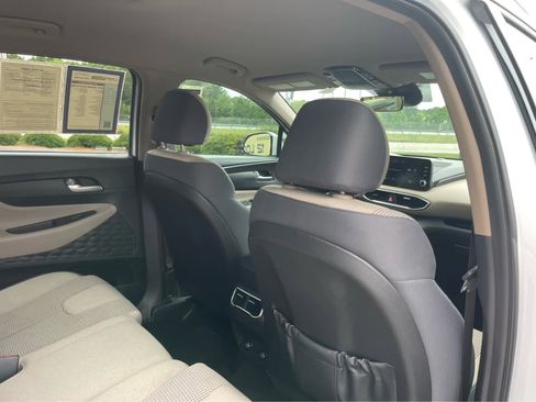 Used 2021 Hyundai Santa Fe SEL FWD image 25