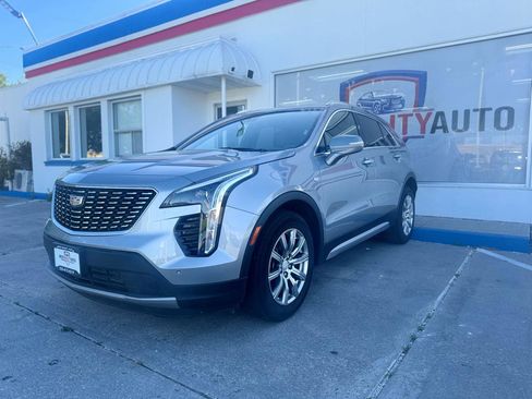 Used 2023 Cadillac XT4 Premium Luxury AWD/4WD image 13